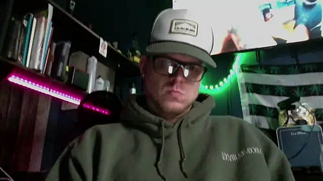 Snapshot of traejddd chatting on March 2026 03:49:01 PM traejddd online show from March 2026 03:49:01 PM