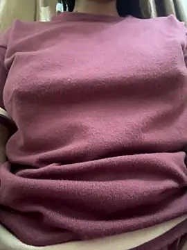 Snapshot of Indian_model9 chatting on December 2025 08:04:02 PM Indian model9 online show from December 2025 08:04:02 PM