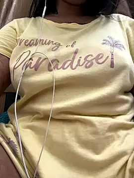 Snapshot of Indian_model9 chatting on November 2025 06:30:01 PM Indian model9 online show from November 2025 06:30:01 PM