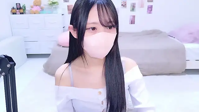 Suzu ch xx online show from December 2025 01:39:01 PM