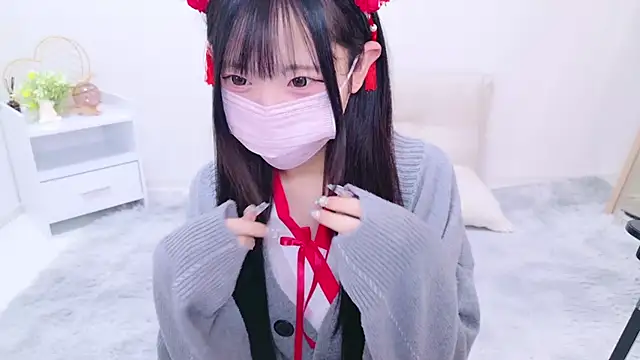 Snapshot of Suzu_ch_xx chatting on December 2024 02:58:02 PM Suzu ch xx online show from December 2024 02:58:02 PM