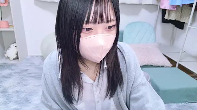 Snapshot of Suzu_ch_xx chatting on February 2025 02:17:02 PM Suzu ch xx online show from February 2025 02:17:02 PM