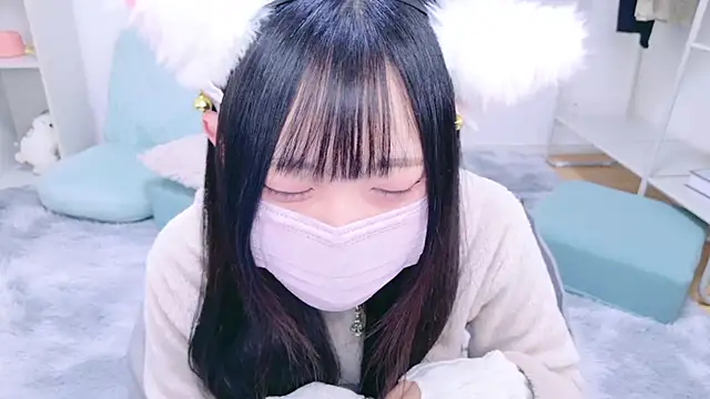 Snapshot of Suzu_ch_xx chatting on January 2025 06:44:01 PM Suzu ch xx online show from January 2025 06:44:01 PM
