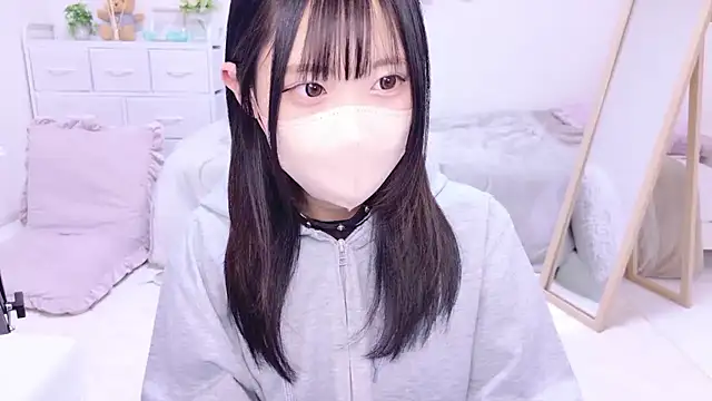Snapshot of Suzu_ch_xx chatting on March 2025 12:58:02 PM Suzu ch xx online show from March 2025 12:58:02 PM