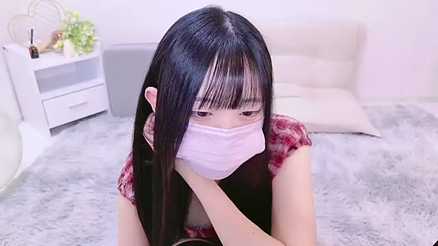 Snapshot of Suzu_ch_xx chatting on December 2024 04:45:01 PM Suzu ch xx online show from December 2024 04:45:01 PM