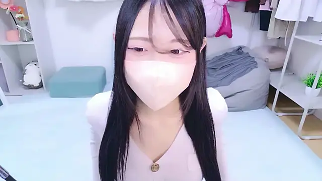 Suzu ch xx online show from April 2026 01:47:01 PM