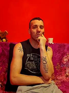 Snapshot of Aian09 chatting on February 2025 10:55:02 PM Aian09 online show from February 2025 10:55:02 PM