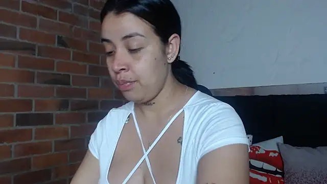 salome  hills1 online show from January 2026 07:06:02 PM