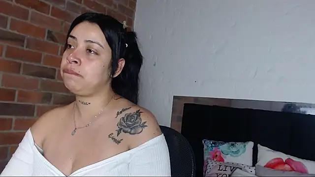 salome  hills1 online show from January 2025 10:28:02 PM