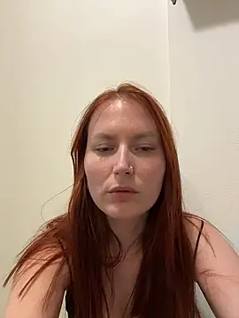 EmmaWarren online show from October 2025 05:58:02 PM