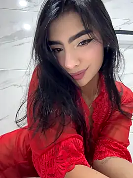 IzzyWild online show from October 2025 10:30:02 AM