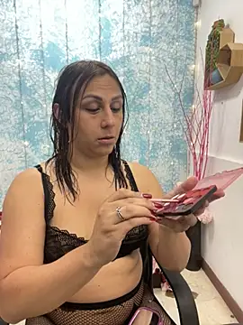 Analia 01 online show from November 2025 12:17:02 PM