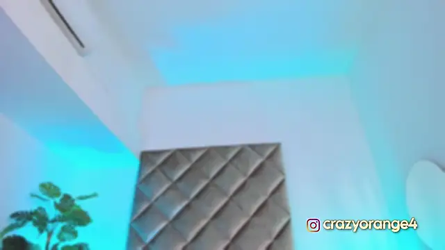 Crazyorange  online show from November 2025 10:19:01 AM