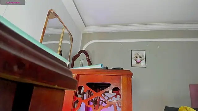 Snapshot of Jimena_Grey chatting on January 2026 03:57:02 AM Jimena Grey online show from January 2026 03:57:02 AM