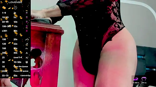 Jimena Grey online show from April 2026 09:54:02 PM