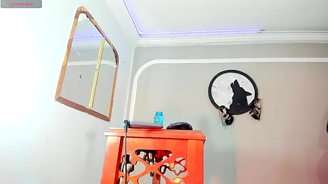 Snapshot of Jimena_Grey chatting on November 2025 08:58:01 AM Jimena Grey online show from November 2025 08:58:01 AM