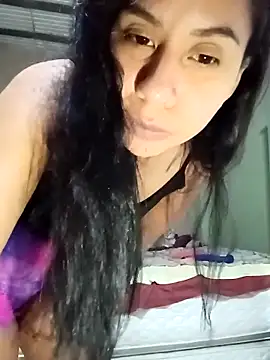 Michellluxo online show from March 2026 03:29:01 AM