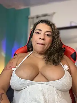 Snapshot of miss_grace_01 chatting on June 2026 03:44:02 AM miss grace 01 online show from June 2026 03:44:02 AM
