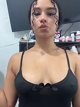 kitty kayo online show from November 2025 04:17:02 AM