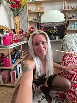 Snapshot of DirtyMargaret chatting on June 2026 02:00:02 PM DirtyMargaret online show from June 2026 02:00:02 PM