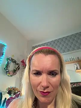DirtyMargaret online show from March 2026 03:06:02 AM