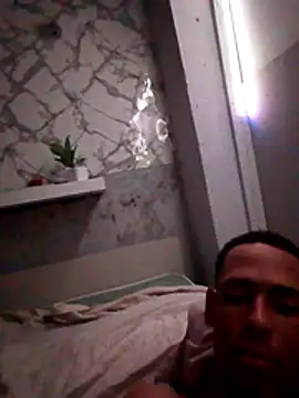 Jefrey1113 online show from April 2026 08:20:01 PM