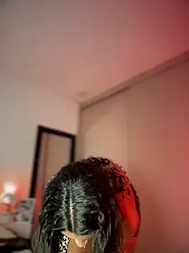 Hips hannah online show from March 2026 09:50:01 PM