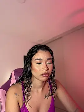 Hips hannah online show from February 2026 10:42:01 PM