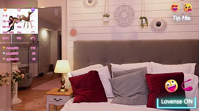 LinaReese online show from March 2025 05:45:02 AM