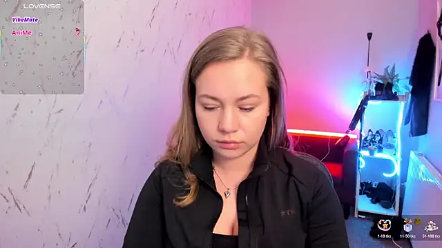 holly xglam online show from March 2026 08:10:01 PM