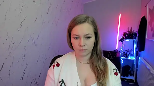 holly xglam online show from January 2026 08:23:02 PM