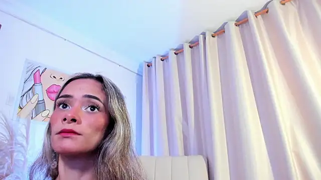 SkiinnyAna online show from March 2026 07:38:01 PM