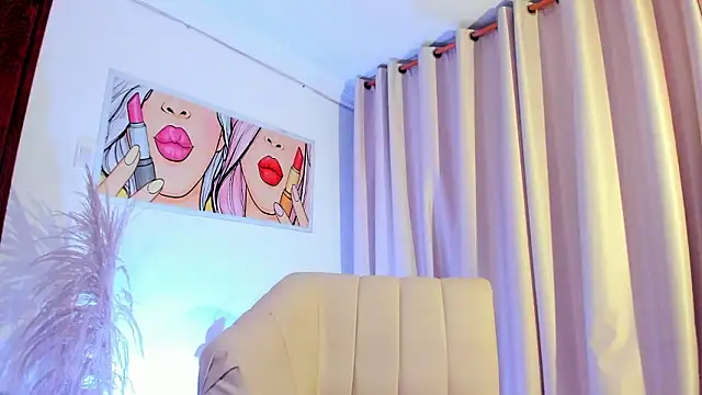 SkiinnyAna online show from February 2026 07:38:01 PM