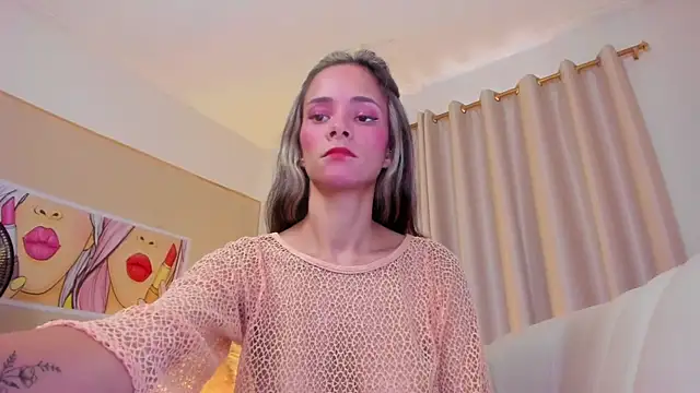 Snapshot of SkiinnyAna chatting on September 2025 07:42:02 PM SkiinnyAna online show from September 2025 07:42:02 PM