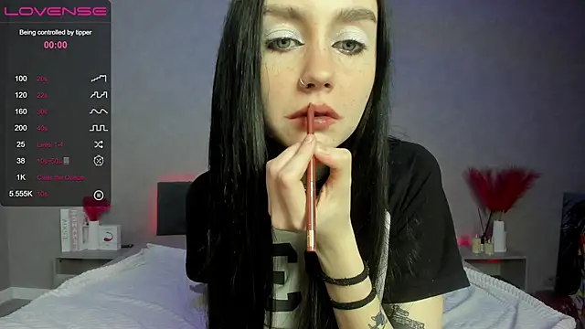 SophiaRyder online show from March 2025 07:06:02 PM