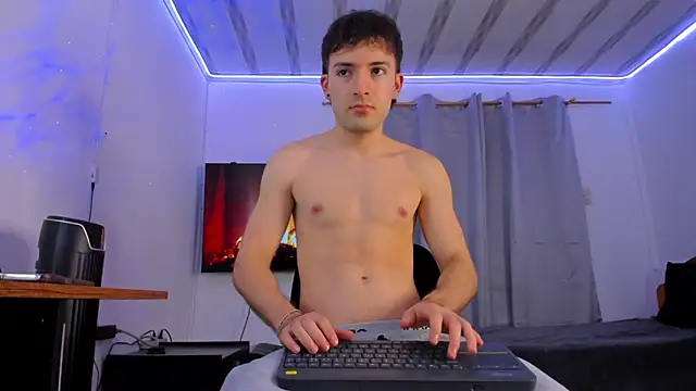 bower and colucci online show from February 2026 11:02:02 PM