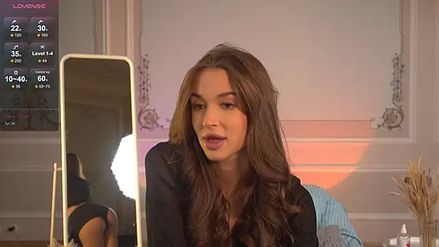 happywhores online show from December 2025 10:47:01 PM