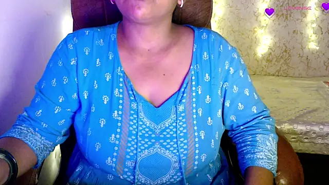 Prita07 online show from August 2026 02:57:02 PM