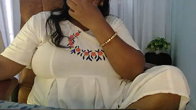 Prita07 online show from March 2025 09:23:02 AM