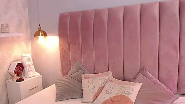 LeenaBrown online show from March 2026 12:42:01 PM