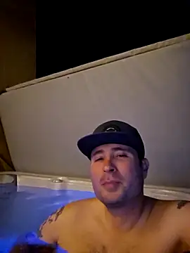 Snapshot of JeepinAround chatting on October 2025 03:41:01 AM JeepinAround online show from October 2025 03:41:01 AM