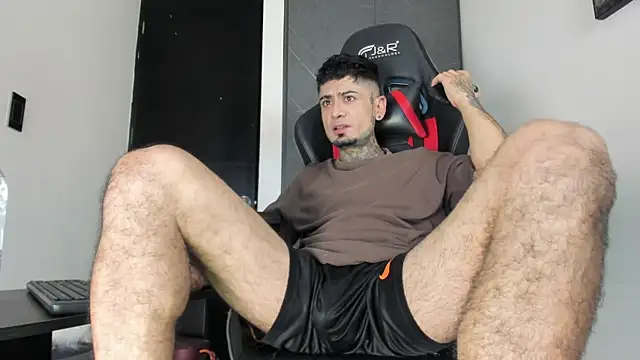 sergiio mesa27 online show from December 2025 08:30:01 PM