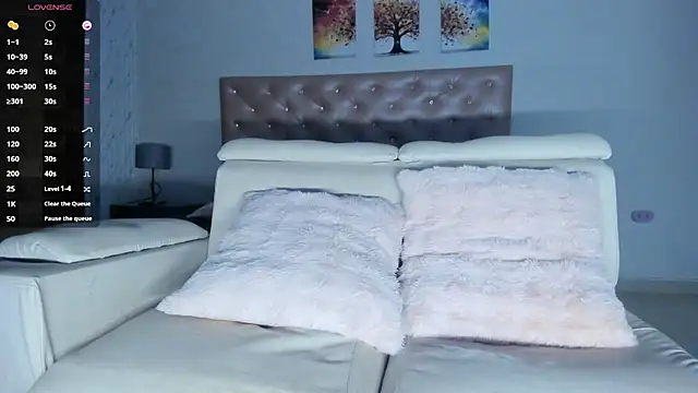 Lissalittlee online show from April 2026 08:01:01 PM