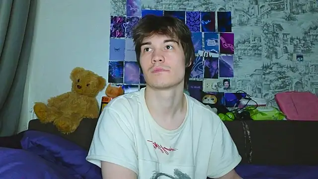 pepedastro online show from November 2025 05:22:01 AM