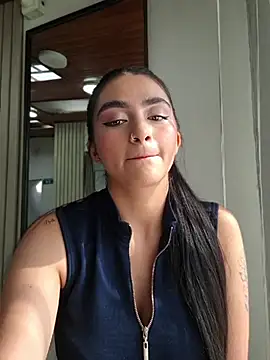 miel gomez online show from April 2026 08:24:01 PM