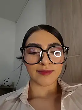 Snapshot of miel_gomez chatting on July 2026 12:03:01 PM miel gomez online show from July 2026 12:03:01 PM