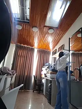 miel gomez online show from February 2026 09:48:01 PM