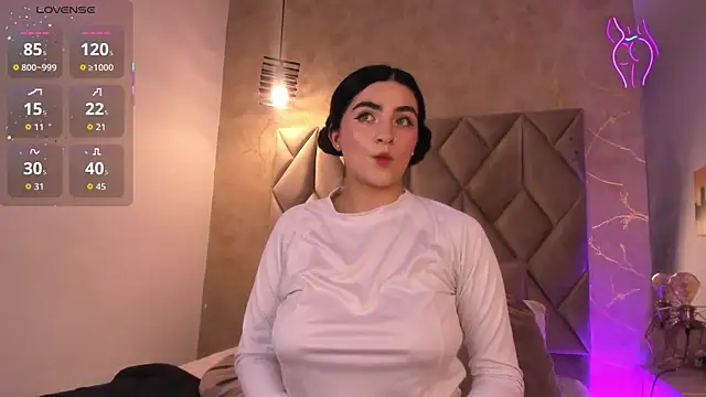 miel gomez online show from September 2025 09:43:02 PM