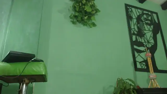 thirstymoonxx online show from September 2025 03:32:02 AM