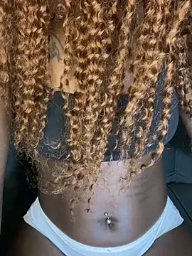 pretty maliah online show from February 2026 09:58:01 PM